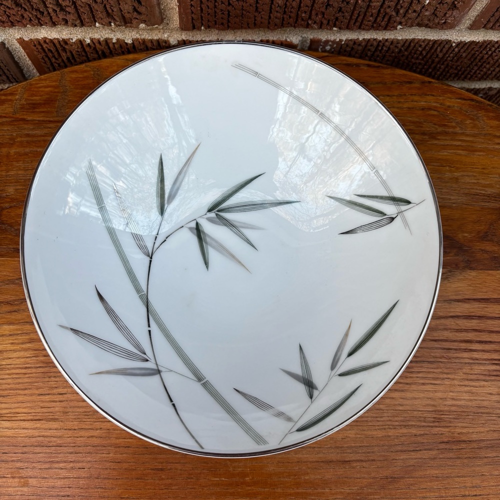 Vintage Noritake Nippon Toki Kaisha Serving Bowl 8.75” Diameter 1950’s